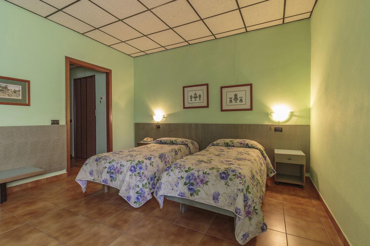 Hotel Il Telegrafo Melegnano Extérieur photo