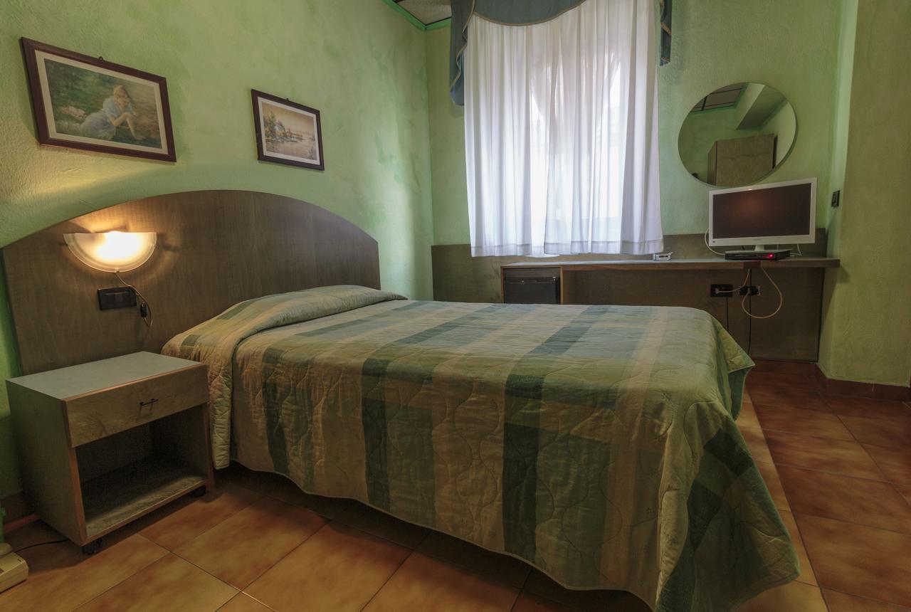 Hotel Il Telegrafo Melegnano Extérieur photo