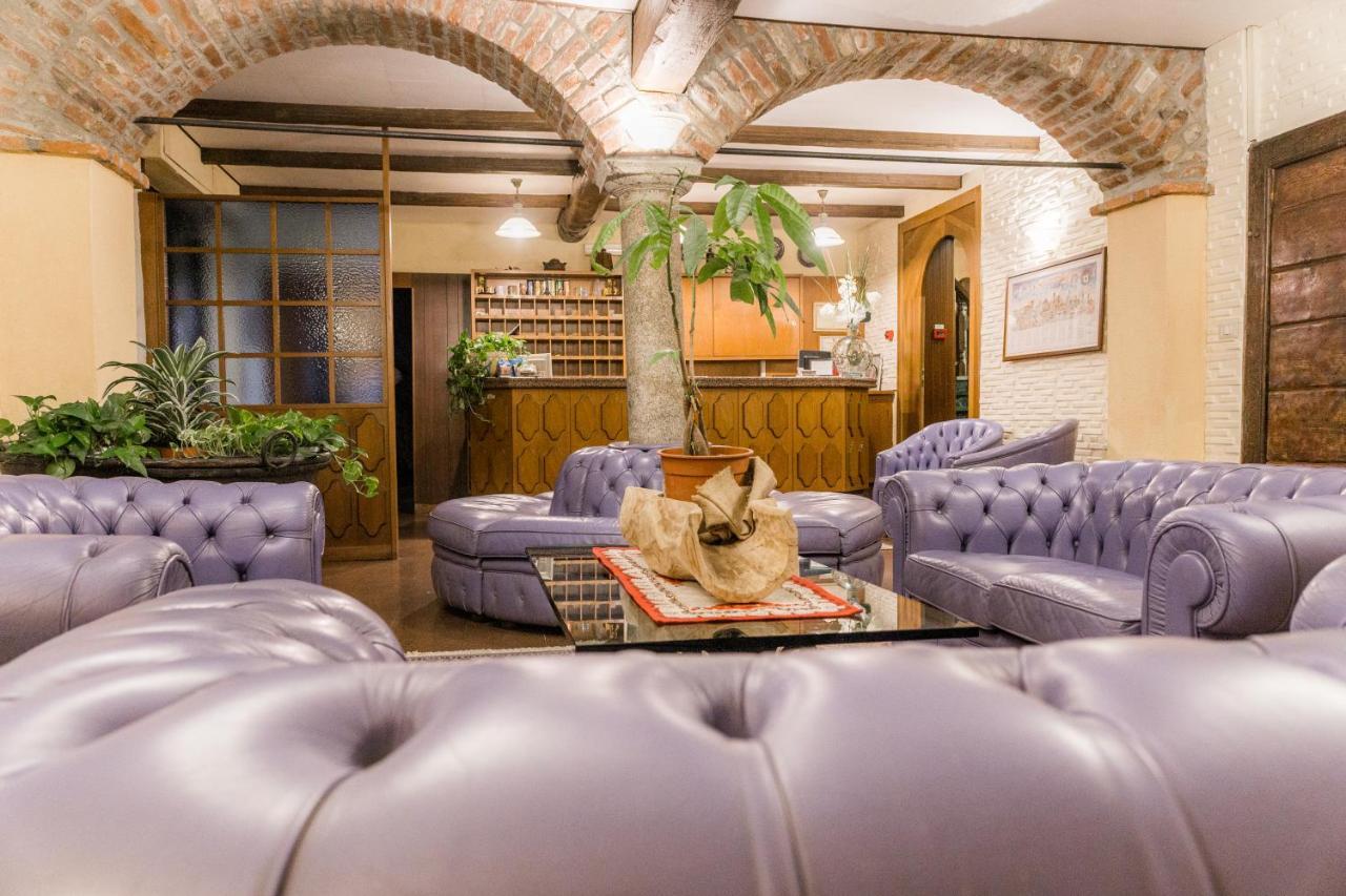 Hotel Il Telegrafo Melegnano Extérieur photo